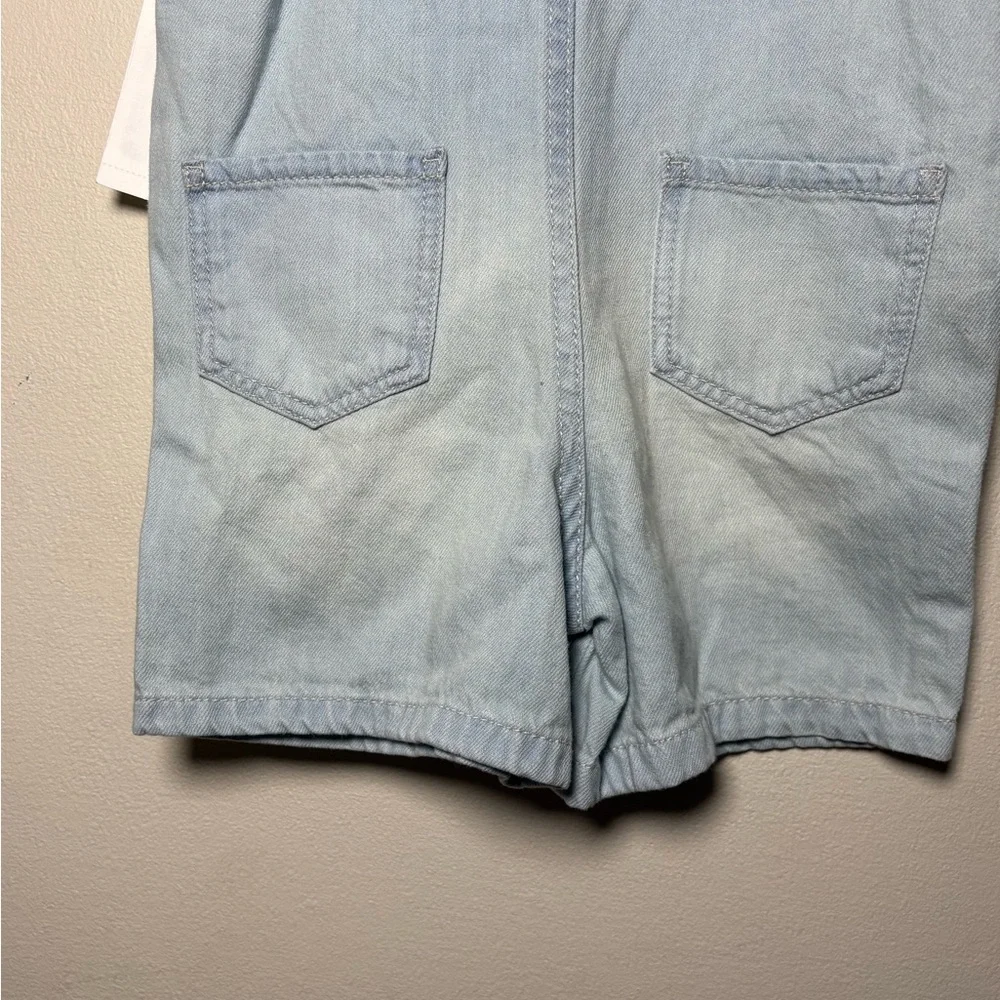 OshKosh B'gosh Light Blue Girls Short Overalls w/ White Detailing Size 4T